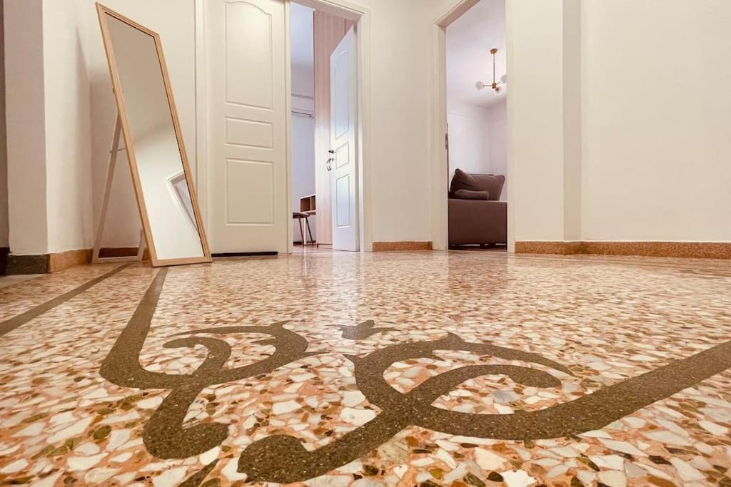 Daisy Apartment 15 Min To Acropolis 雅典 外观 照片