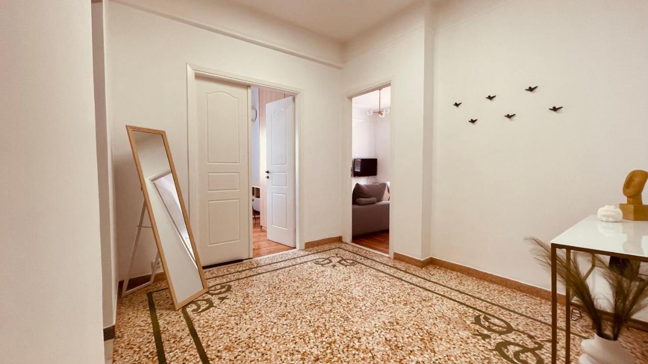 Daisy Apartment 15 Min To Acropolis 雅典 外观 照片